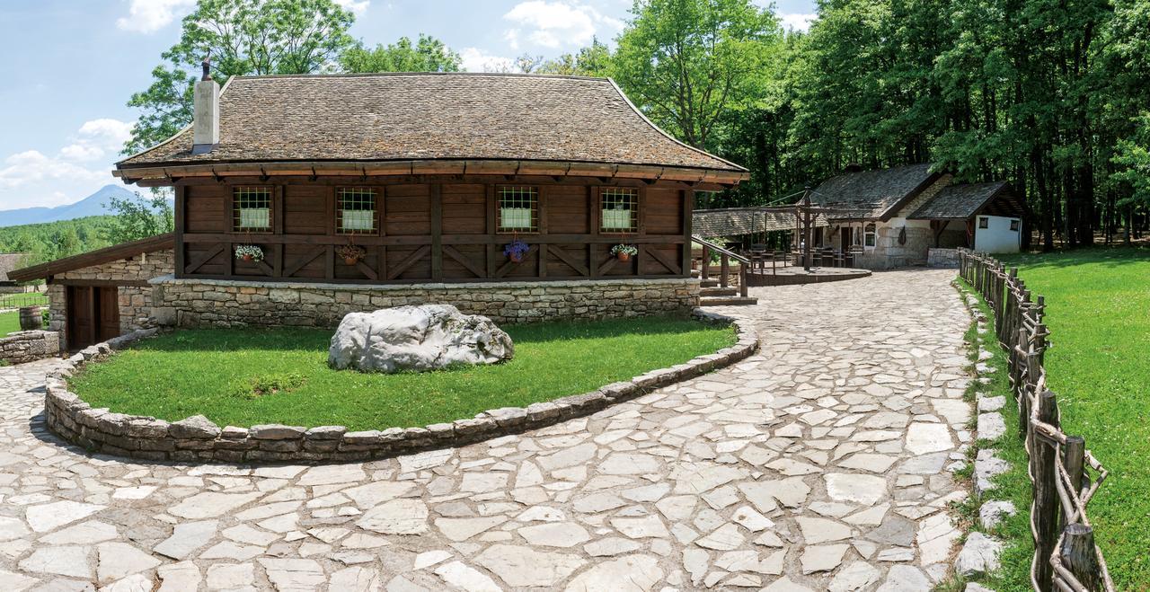 Farm Cardaklije Farm stay Kulen Vakuf